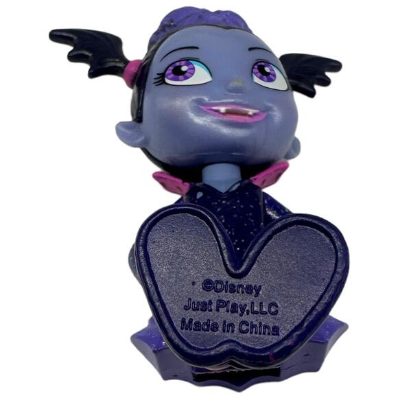 Disney Junior Vampirina Fangtastic Friends VAMPIRINA Action Figure Just Play - Picture 5 of 6